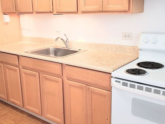 5th image of 927 Makahiki Way APT 1