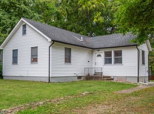 59 Voorhis Pl, Ringwood Boro, NJ 07456