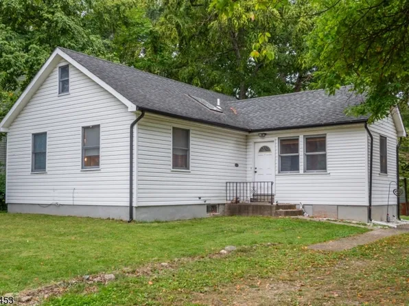 59 Voorhis Pl, Ringwood Boro, NJ 07456