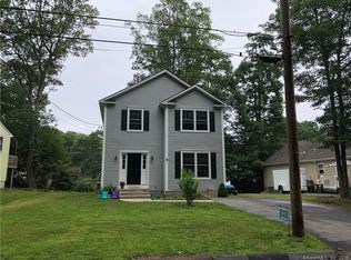 77 Laurelwood Dr, Niantic, CT 06357