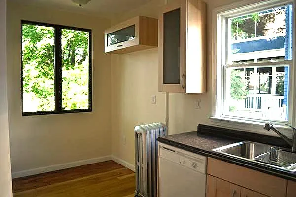 126 Auburn St #1 — Photo 6