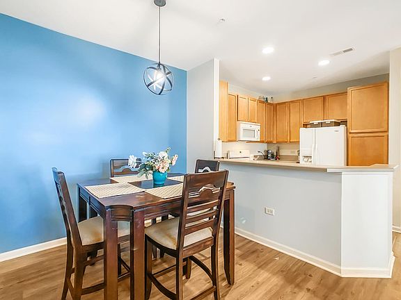 4th image of 2275 Aurora Dr Unit 6