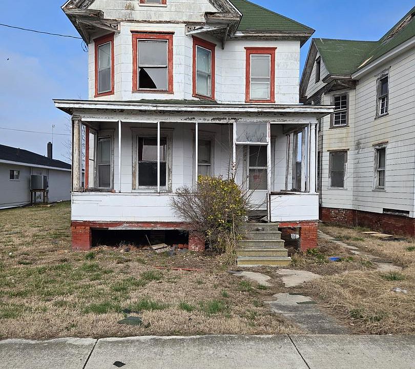 1st image of 124 Maryland Ave