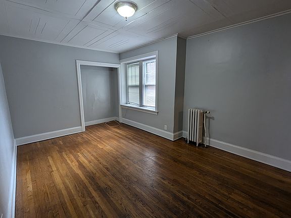 5th image of 9 Ashland Ave #9