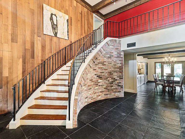 3400 Deborah Dr — Photo 18