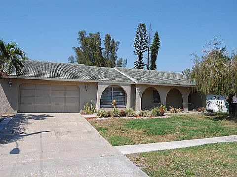 1st image of 651 Diplomat Ct