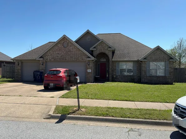 6010 Overland Rd, Siloam Springs, AR 72761