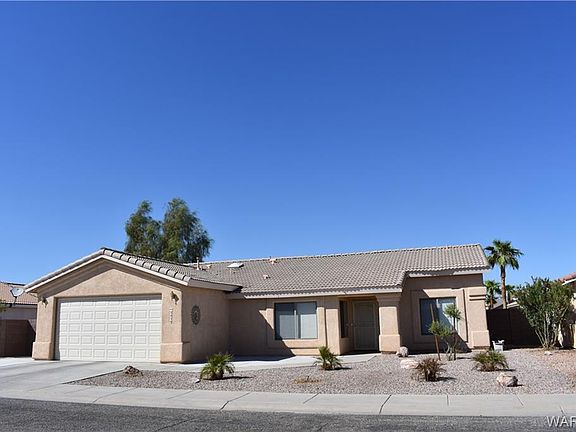 2nd image of 2439 E Prickly Pear Dr