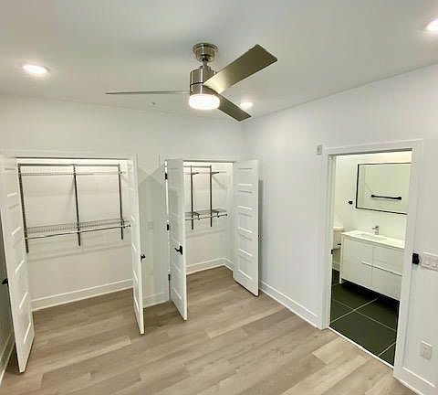 3rd image of 4059 Olive St Unit 3