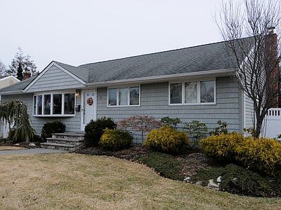 1st image of 17 Sheridan St