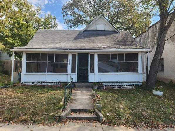 303 Main Street, Crane, MO 65633
