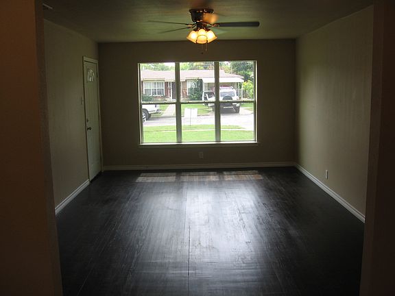 2nd image of 11 Dryden