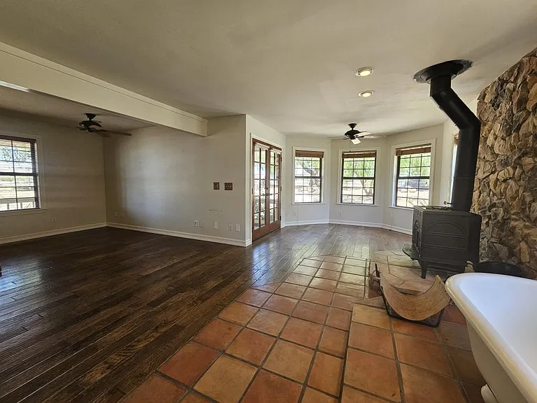 22530 Rolling Meadows Dr — Photo 50