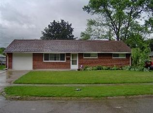 2200 Los Arrow Dr, Dayton, OH 45439