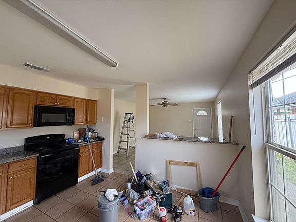 3rd image of 3806 Shangri La Dr #3804