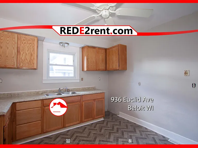 936 Euclid Ave — Photo 2
