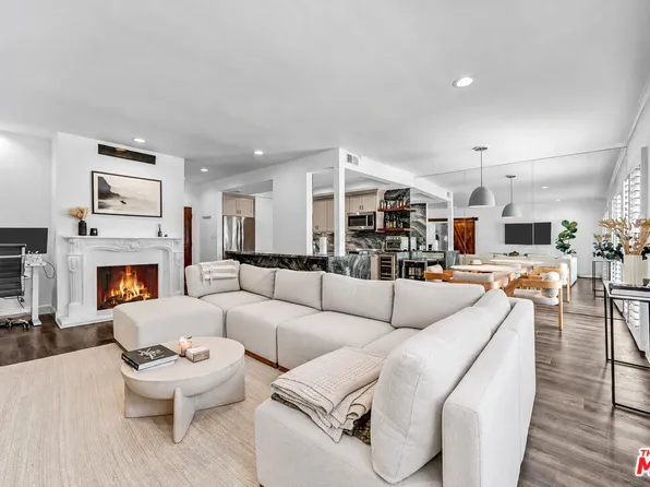 1221 N Kings Rd APT 101, West Hollywood, CA 90069
