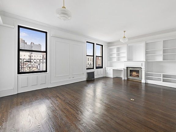 3rd image of 530 Manhattan Ave APT 63