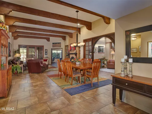 5631 E Sutler Ln, Tucson, AZ 85712