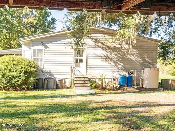 3rd image of 10569 MONCRIEF DINSMORE Road