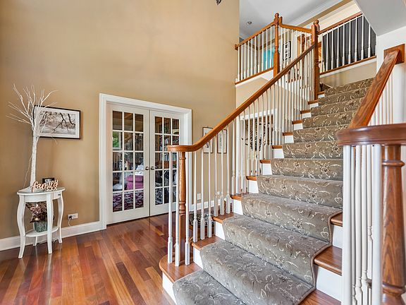 4th image of 39W825 Goldenrod Dr