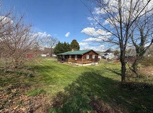 912 Madison Ave, Clifton Forge, VA 24422