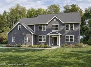12 Wright Way, Nicholson, PA 18446