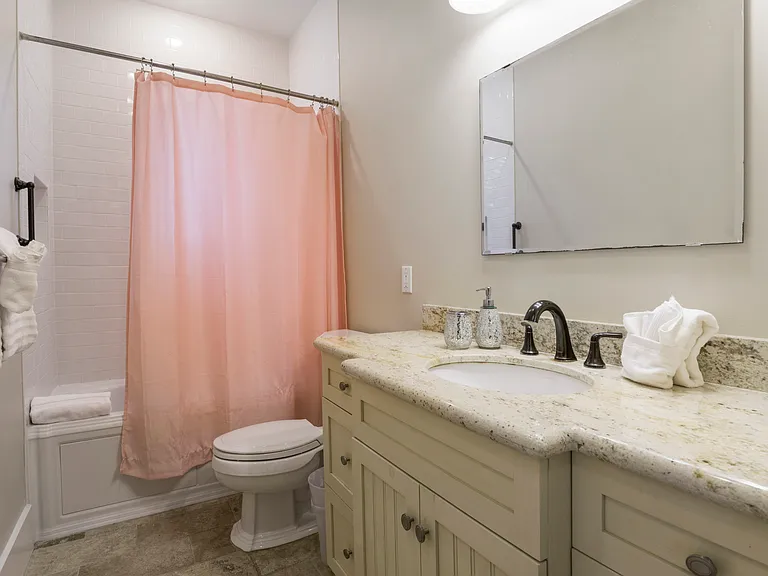 445 Palm River Blvd — Photo 41