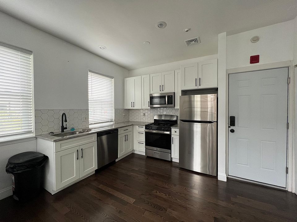 1st image of 113 South St #2R