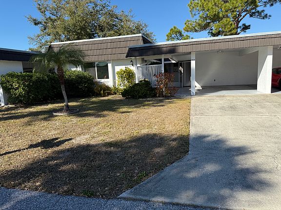 2nd image of 3931 Panola Ln