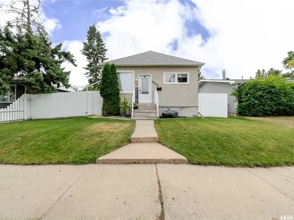 1117 Iroquois STREET W, Moose Jaw, SK S6H 5C1