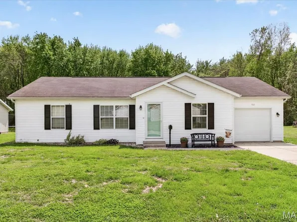 506 Monica Dr, Lebanon, IL 62254