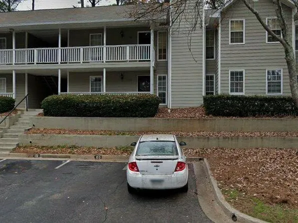 106 Sterling Ct, Alpharetta, GA 30004