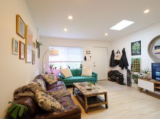 718 20th Ave #B, Seattle, WA 98122