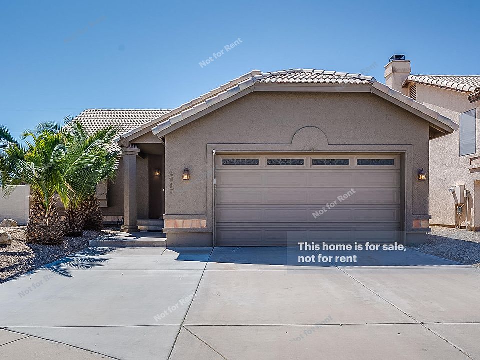 1st image of 2917 E Redwood Ln
