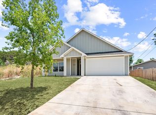 1113 Apache Ridge Rd, Granbury, TX 76048
