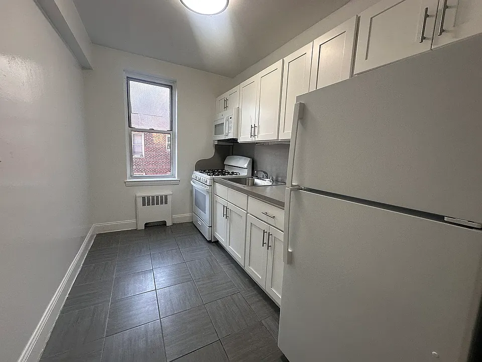 143-36 Barclay Ave #5I