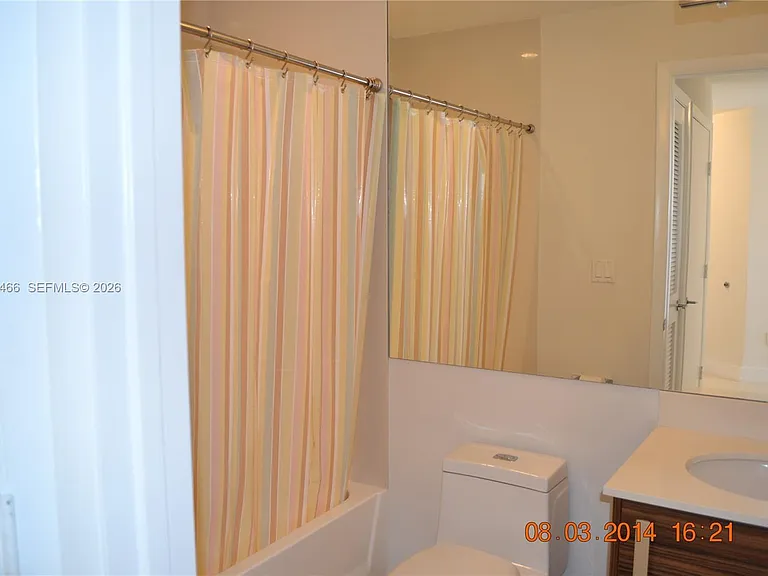 2020 N Bayshore Dr #2805 — Photo 8