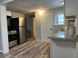 350 19th Ave N, Hopkins, MN 55343