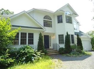 50 Two Ponds Rd, Belchertown, MA 01007