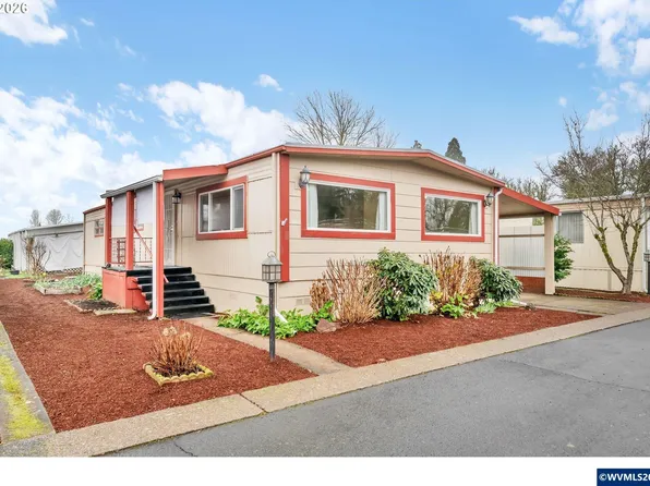 1800 Lakewood Ct Spc 24, Eugene, OR 97402