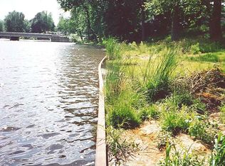 21914 County Road 10, Elkhart, IN 46514
