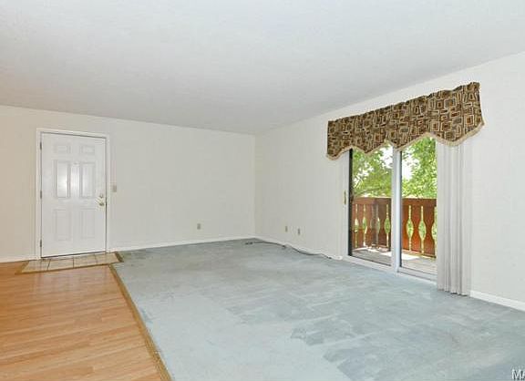5th image of 5580 Baronridge Dr APT 6