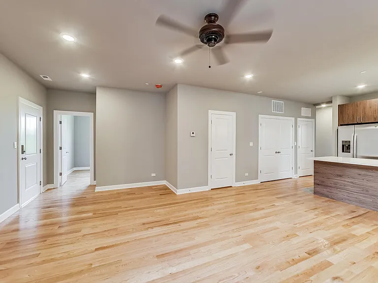 6132 S Kimbark Ave #1W — Photo 5