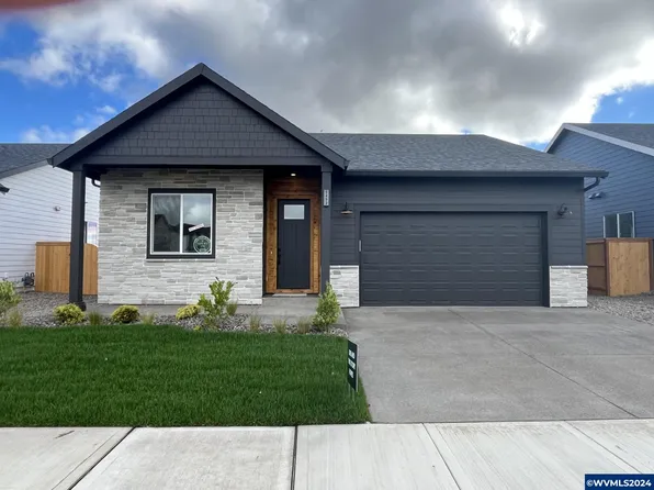 5452 49th Ave NE, Salem, OR 97305