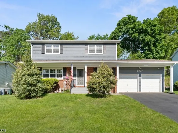 39 Circle Dr, Rockaway Twp., NJ 07866