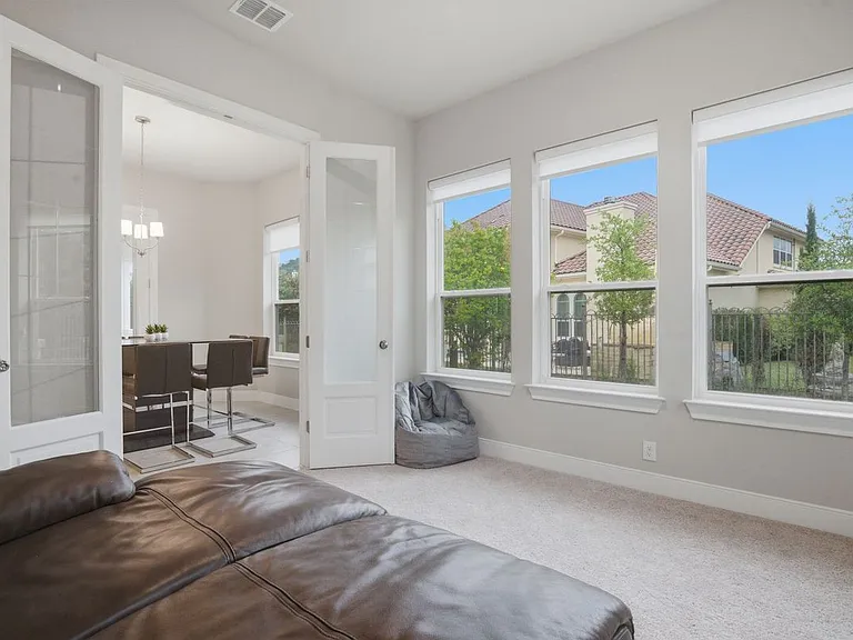 24710 Faraday — Photo 14