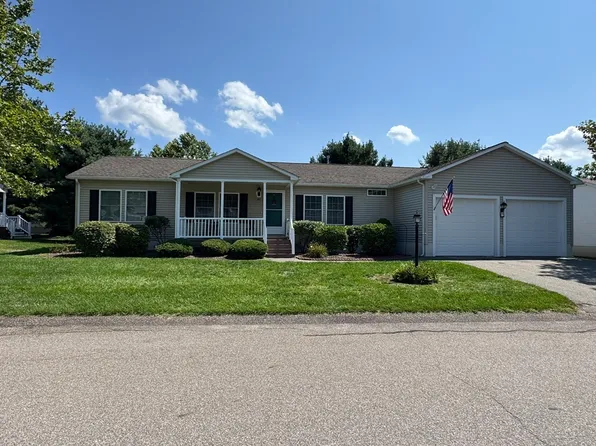 61 Brookstone Dr, Bridgewater, MA 02324