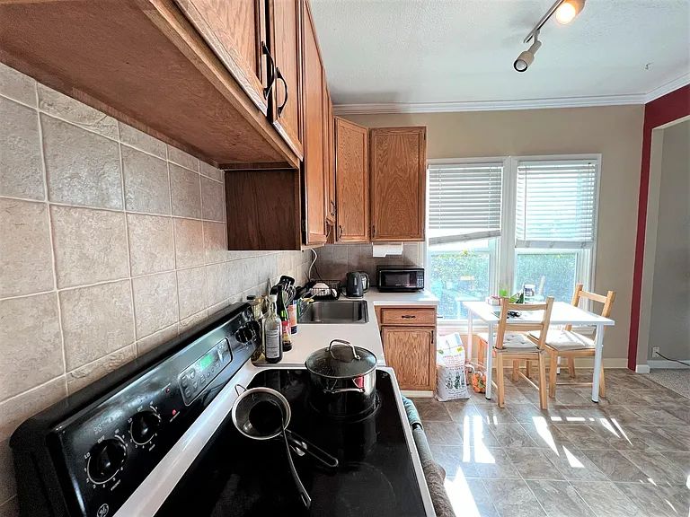 2530 College Ave #3 — Photo 11