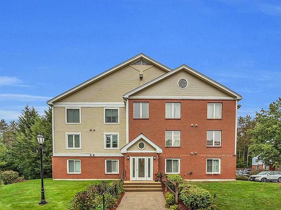 2nd image of 3 Timberwood Dr Unit 107